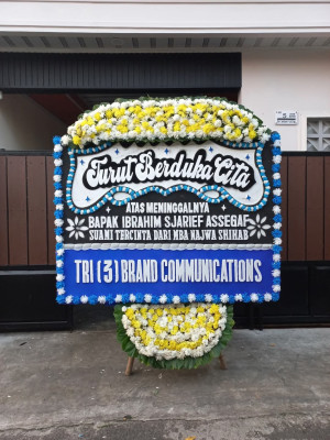 Papan Bunga Duka di Pebayuran